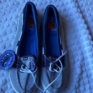 Women’s size 9.5 keds deck shoes Navy and White Kids Sneakers